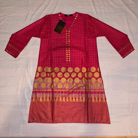 Red and Gold Patterned Dress - Picture 1 of 10